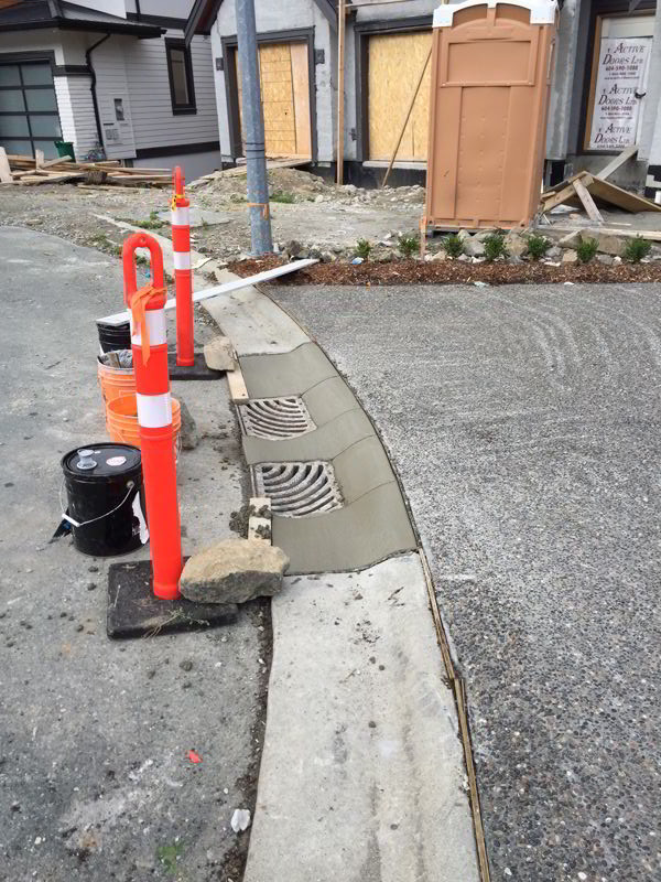 Concrete curb replacement